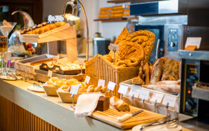 Hideaway Beach Resort & Spa