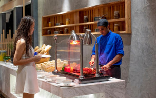 Furaveri Island Resort & Spa