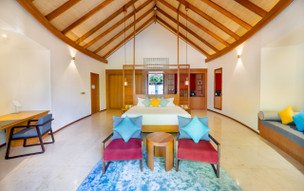 Furaveri Island Resort & Spa