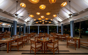 Furaveri Island Resort & Spa