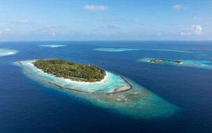 Royal Island Resort and Spa