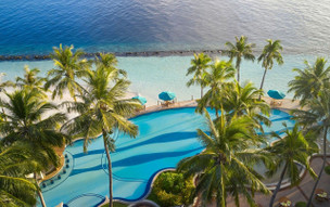 Royal Island Resort and Spa