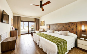 Riu Atoll Maafushi Island