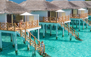 Angaga Island Resort