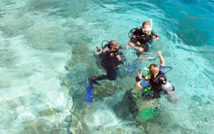 Angaga Island Resort