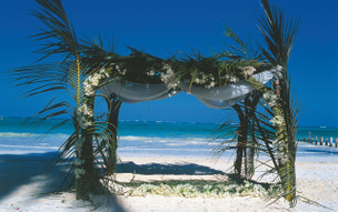 Breezes Beach Club & Spa