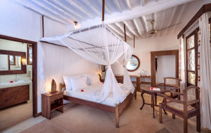 Diamonds Mapenzi Beach