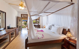 Diamonds Mapenzi Beach