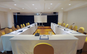 A-One The Royal Cruise Hotel