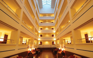 A-One The Royal Cruise Hotel