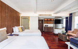 A-One The Royal Cruise Hotel