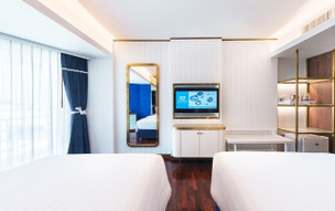 A-One The Royal Cruise Hotel