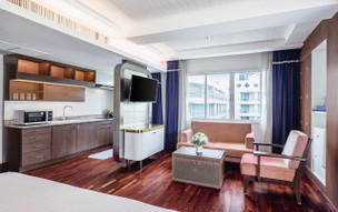 A-One The Royal Cruise Hotel