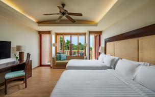 Centara Grand Beach Resort