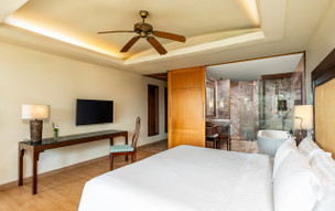 Centara Grand Beach Resort