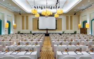 Centara Grand Beach Resort