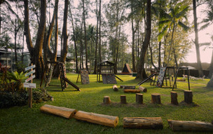 Dusit Thani Laguna Phuket Resort