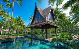 Twinpalms Surin Phuket Resort