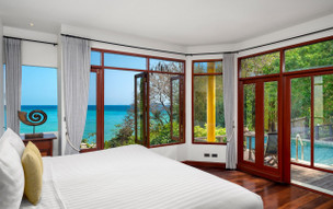 Saii Phi Phi Island Village Beach Resort