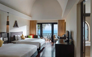 Rawi Warin Resort & Spa