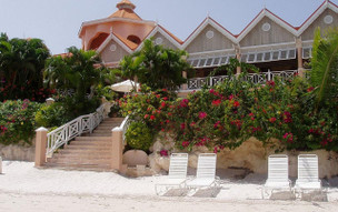 Coco Reef Resort & Spa