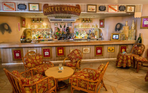 Coco Reef Resort & Spa