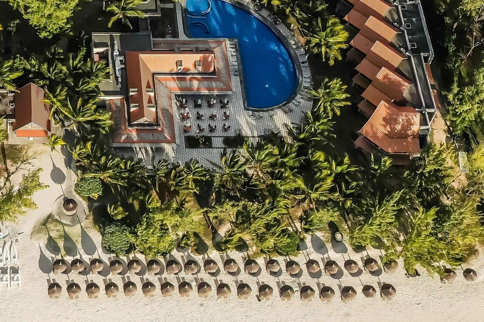 Crystals Beach Resort Belle Mare