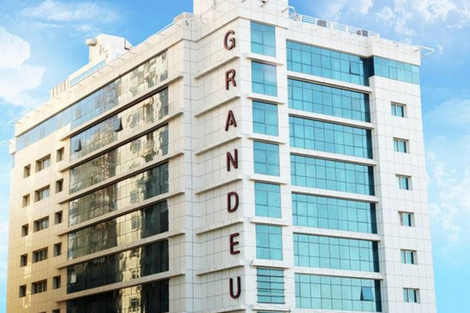 Grandeur Hotel