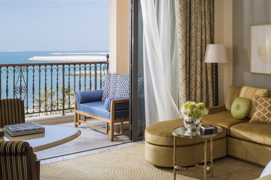 Four Seasons Dubai at Jumeirah Beach