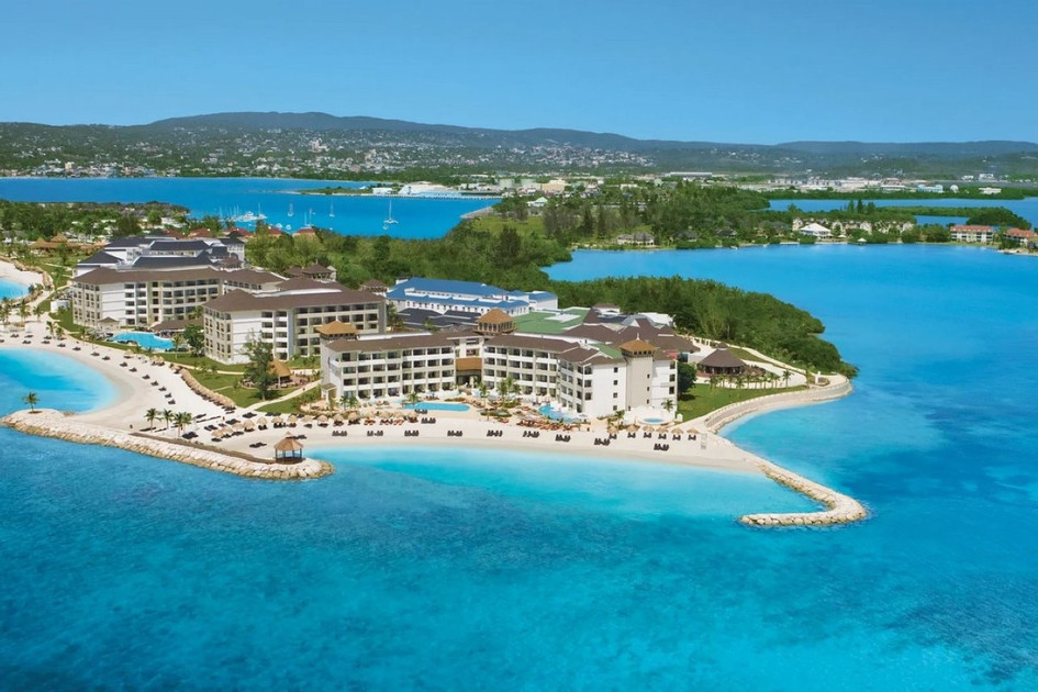 Secrets Wild Orchid Montego Bay by AMR Collection