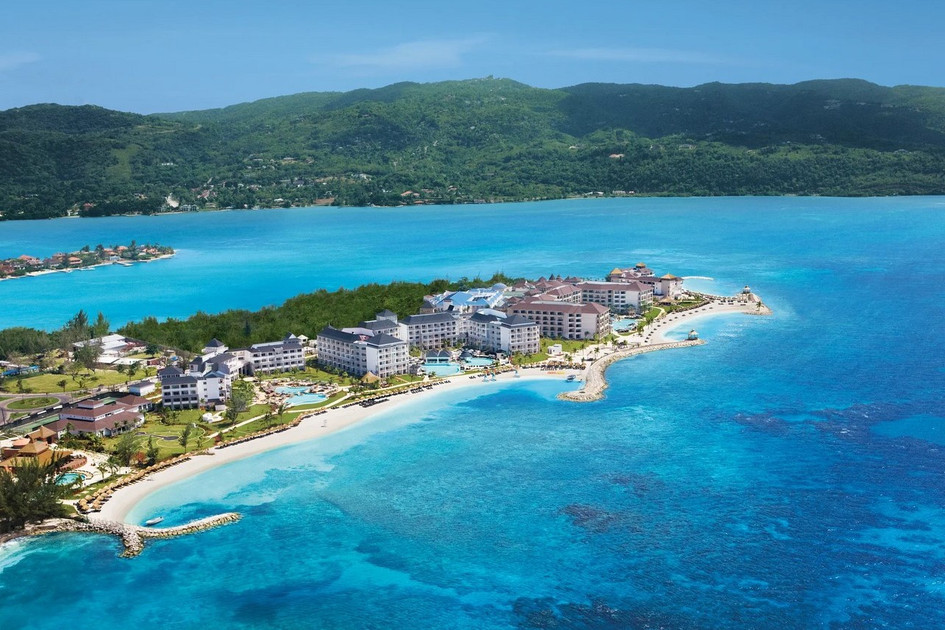 Secrets Wild Orchid Montego Bay by AMR Collection