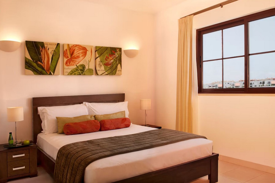 Melia Tortuga Beach Resort & Spa