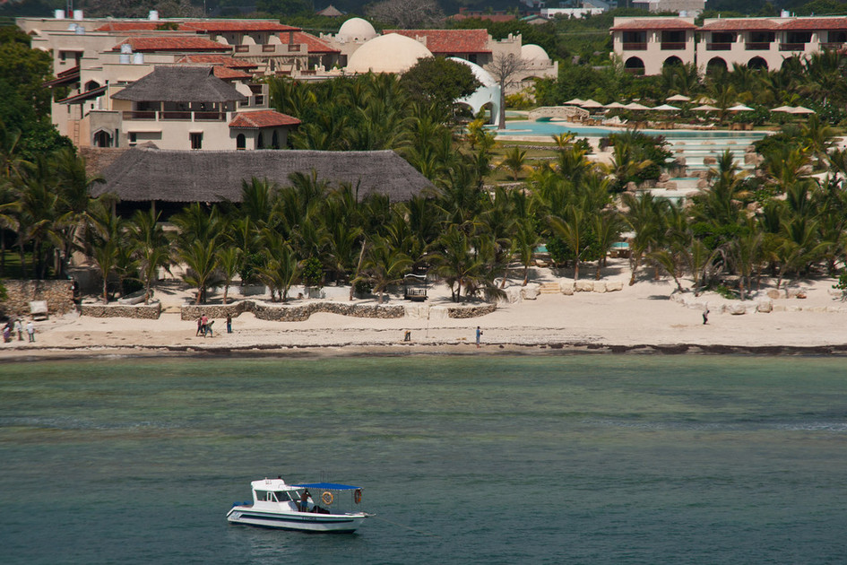 Kena-Swahili-Beach-14250