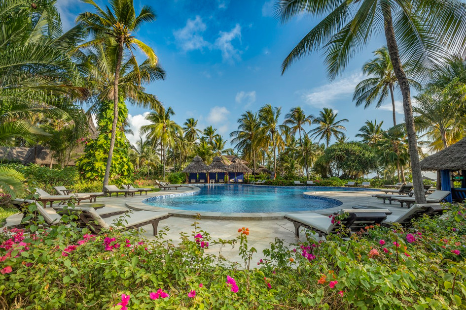 Breezes Beach Club & Spa