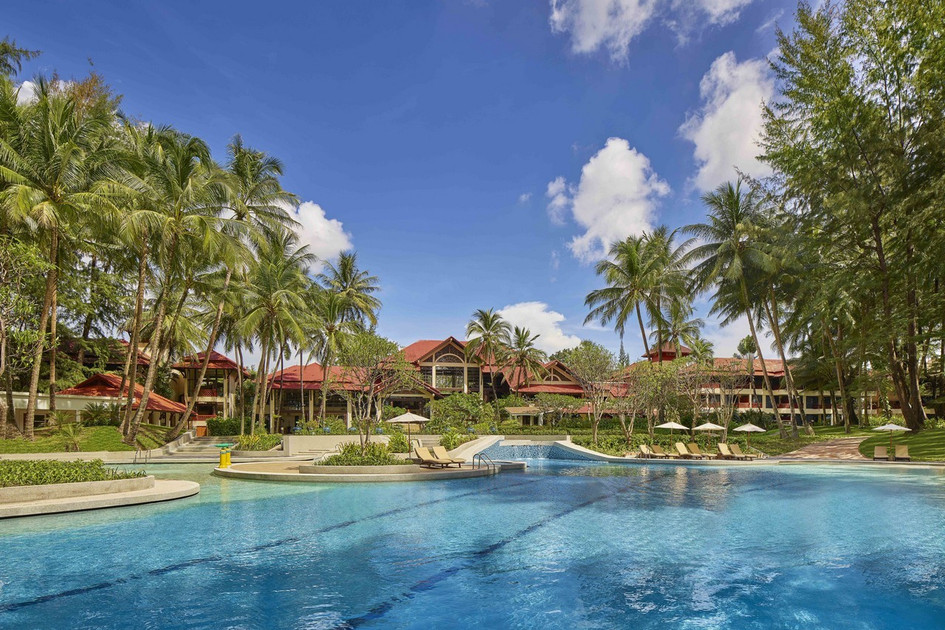 Dusit Thani Laguna Phuket Resort