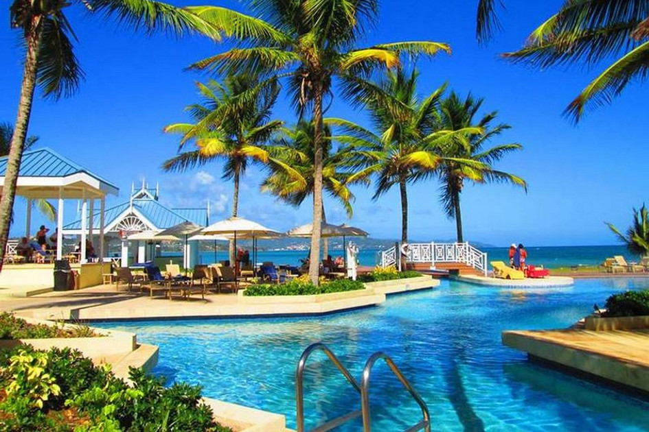 Magdalena Grand Beach Resort